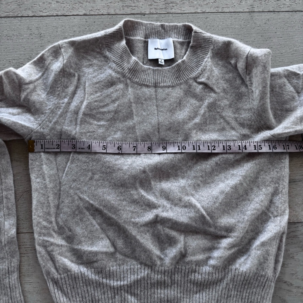 REFORMATION Lian Cashmere Greige  Sweater S - Picture 9 of 12
